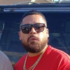 Meet your Posher, Victor